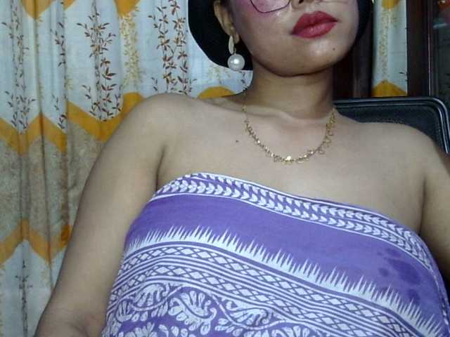 lima11 live cam on BongaCams