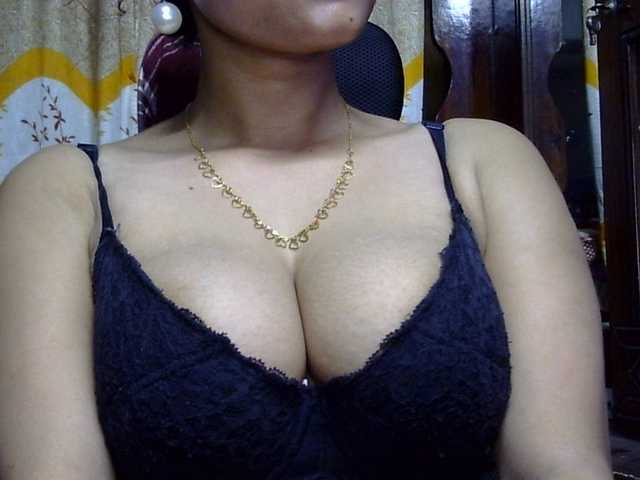 Nusrat-Mimi live cam preview
