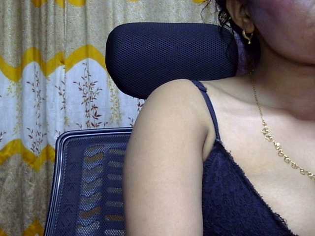 lima11 live cam on BongaCams