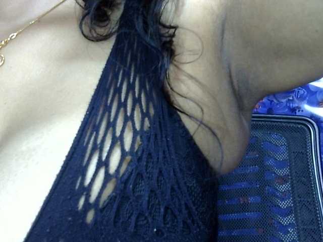 lima11 live cam on BongaCams
