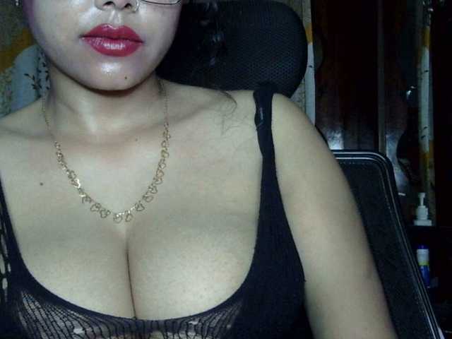 Nusrat-Mimi live cam preview