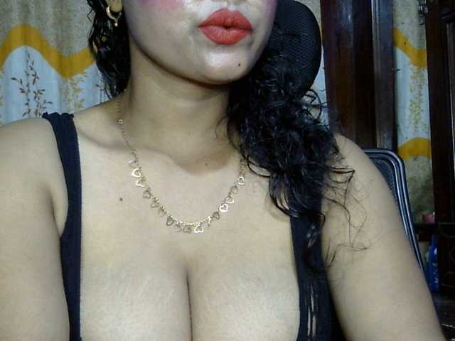 lima11 live cam on BongaCams