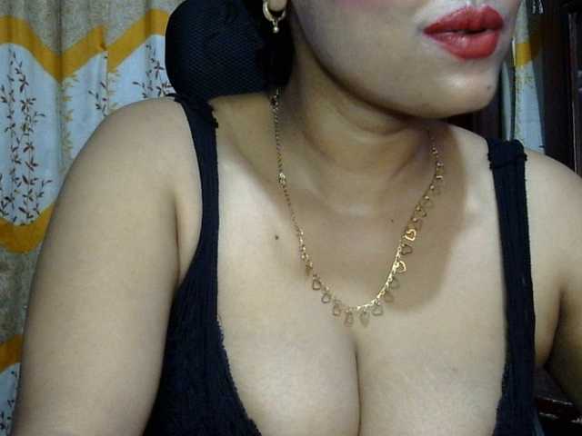 Nusrat-Mimi live cam preview