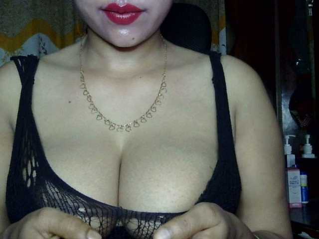 lima11 live cam on BongaCams