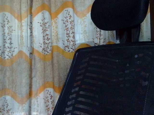 lima11 live cam on BongaCams