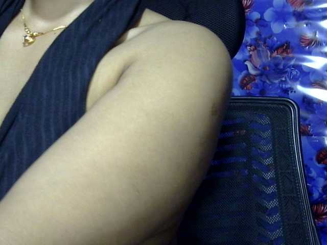 lima11 live cam on BongaCams
