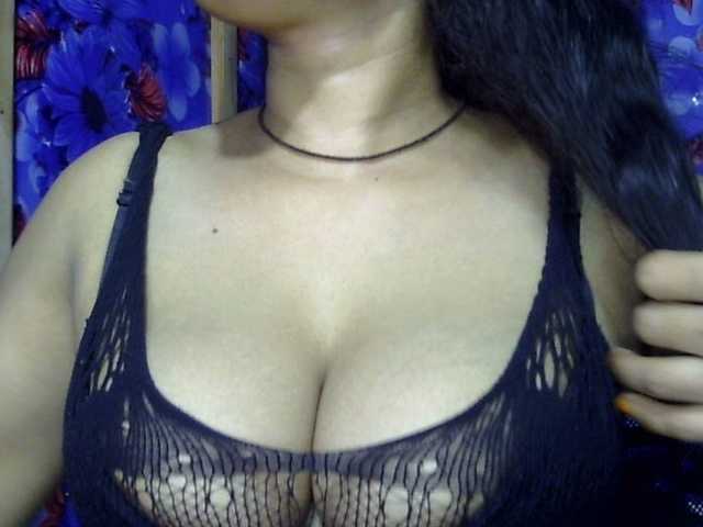 lima11 live cam on BongaCams