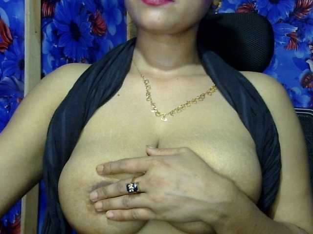 lima11 live cam on BongaCams