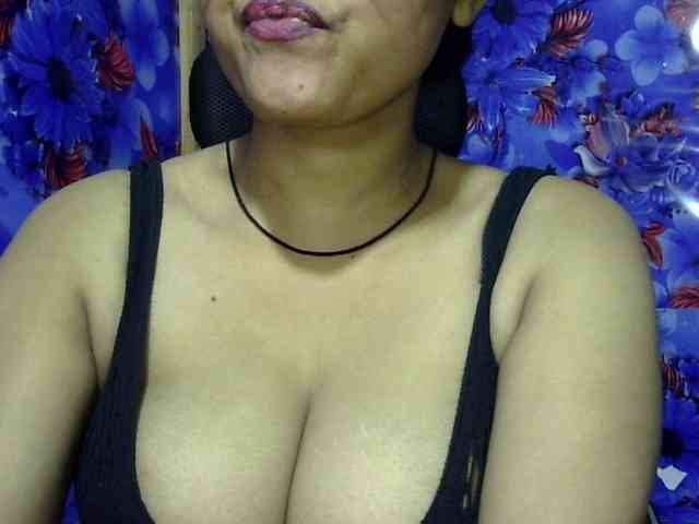 Nusrat-Mimi webcam