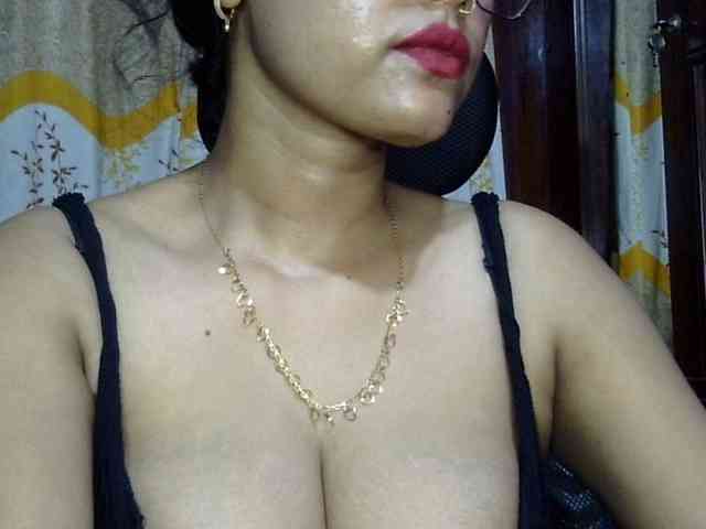 Nusrat-Mimi webcam