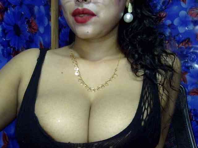 Nusrat-Mimi webcam