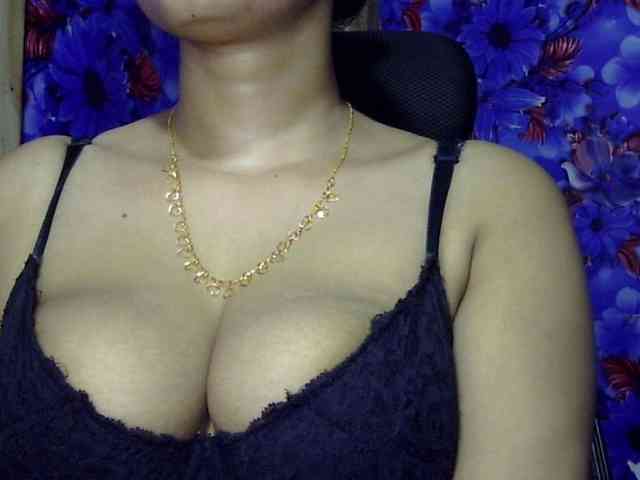 Nusrat-Mimi webcam