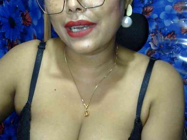 Nusrat-Mimi webcam