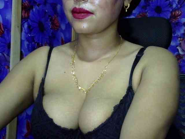Nusrat-Mimi webcam