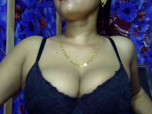 Nusrat-Mimi webcam