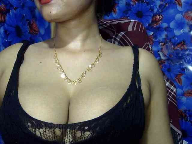 Nusrat-Mimi webcam