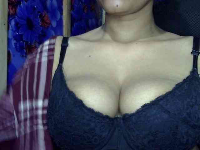Nusrat-Mimi webcam