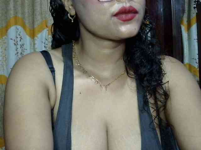 Nusrat-Mimi webcam