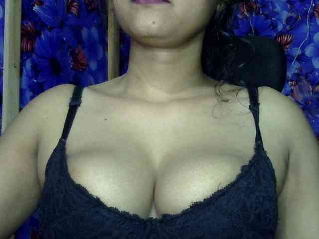 Nusrat-Mimi webcam