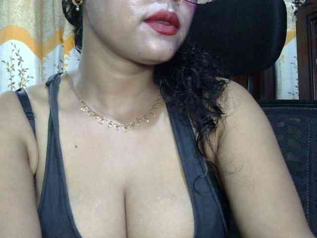 Nusrat-Mimi webcam