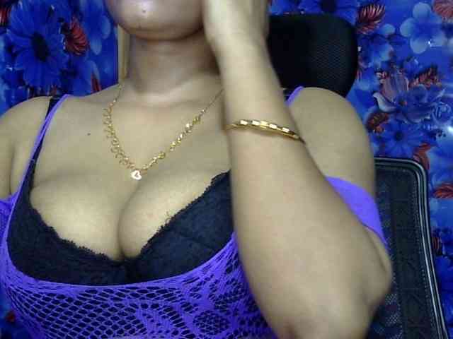 Nusrat-Mimi webcam