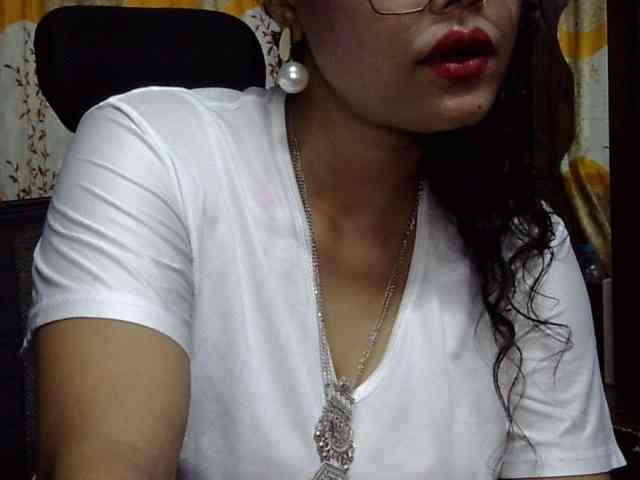 Nusrat-Mimi webcam