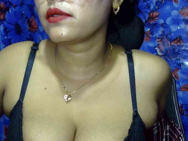 Nusrat-Mimi webcam