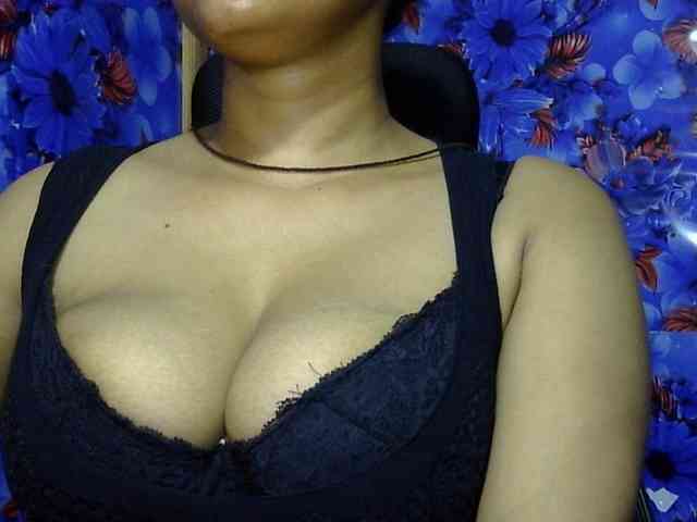 Nusrat-Mimi webcam