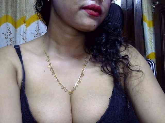 Nusrat-Mimi webcam
