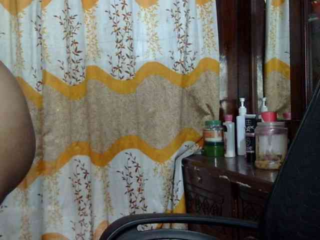 Nusrat-Mimi webcam