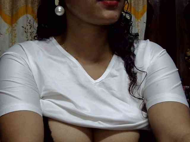Nusrat-Mimi webcam