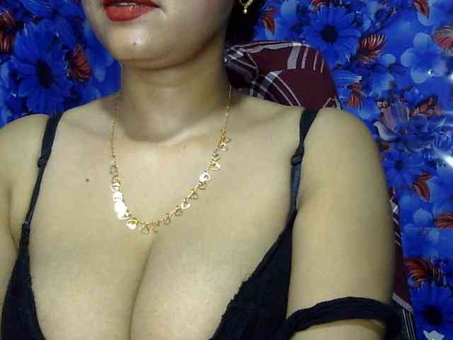 Nusrat-Mimi webcam