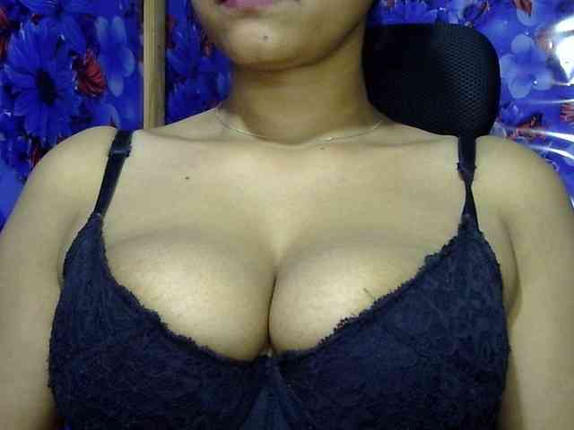 Nusrat-Mimi webcam