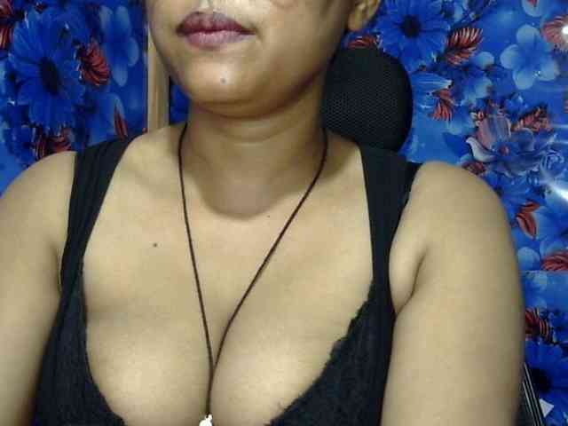 Nusrat-Mimi webcam