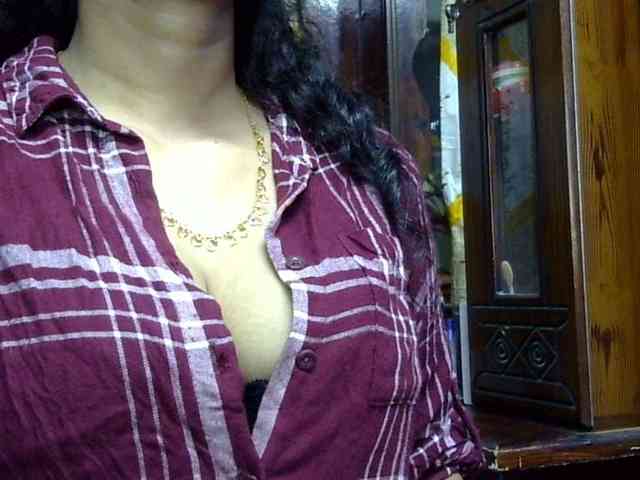 Nusrat-Mimi webcam