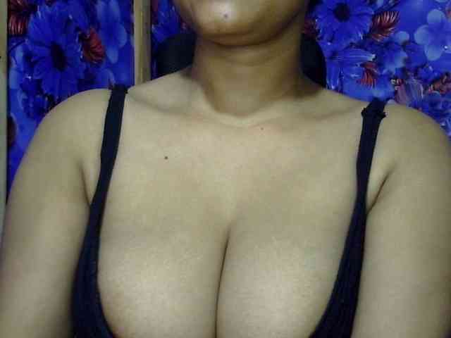 Nusrat-Mimi webcam