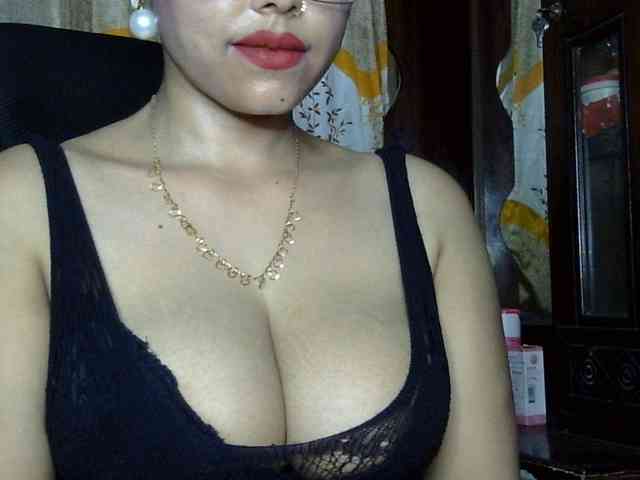 Nusrat-Mimi webcam