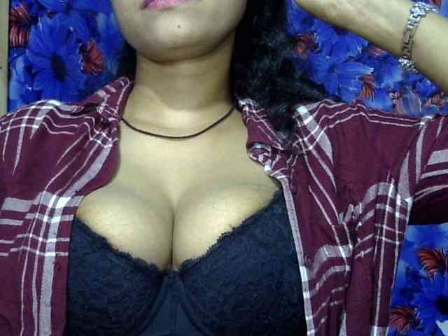 Nusrat-Mimi webcam