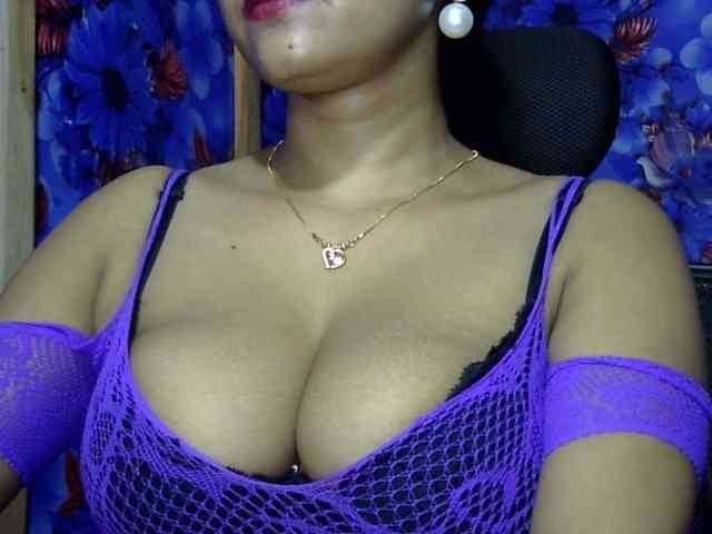 Nusrat-Mimi webcam
