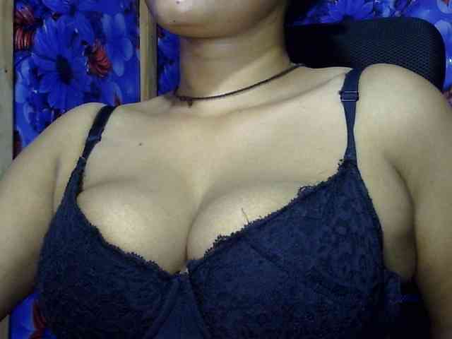 Nusrat-Mimi webcam