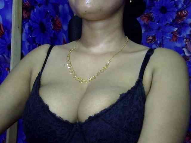 Nusrat-Mimi webcam