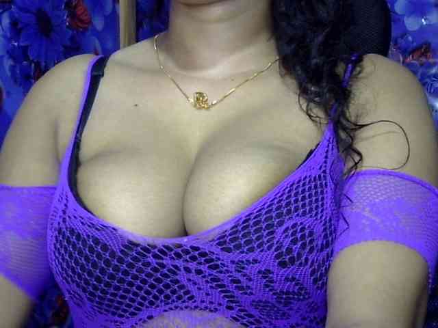 Nusrat-Mimi webcam