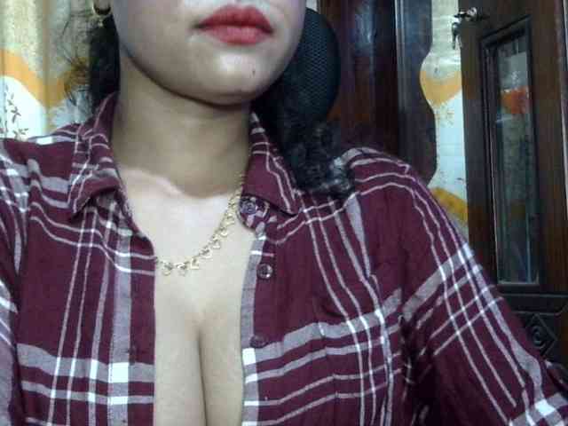 Nusrat-Mimi webcam