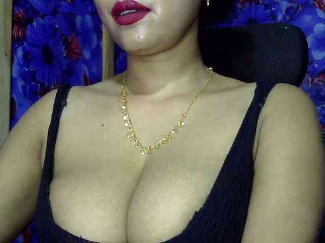 Nusrat-Mimi webcam