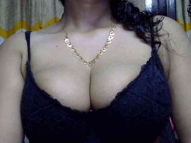 Nusrat-Mimi webcam