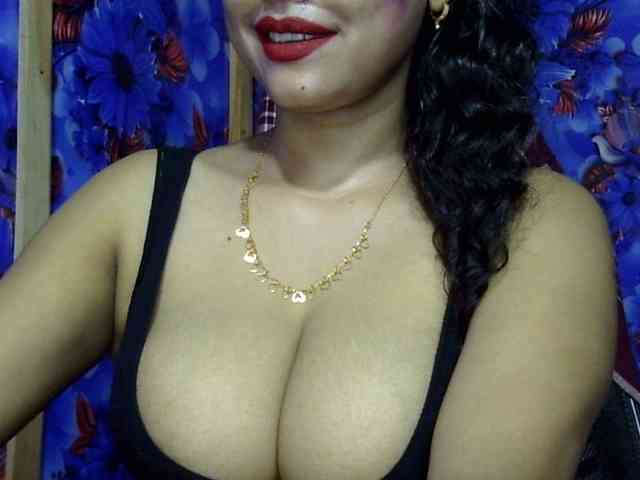 Nusrat-Mimi webcam
