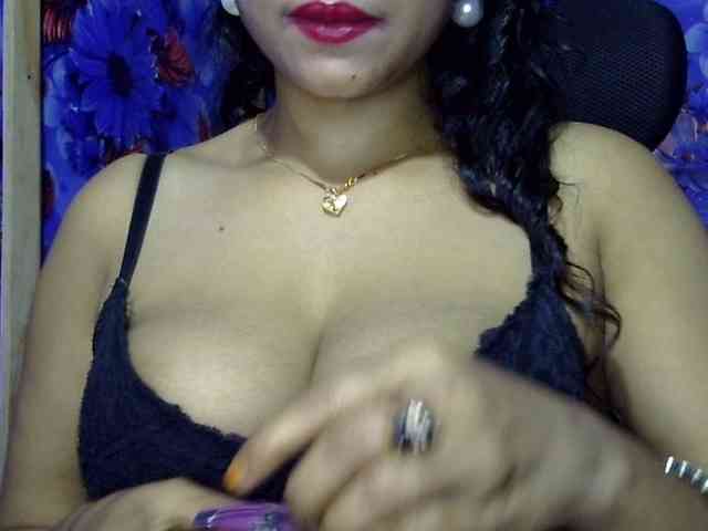 Nusrat-Mimi webcam