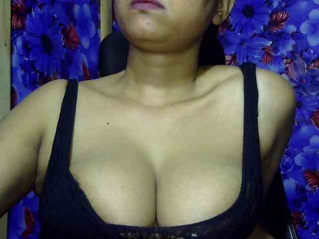 Nusrat-Mimi webcam