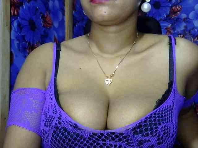 Nusrat-Mimi webcam