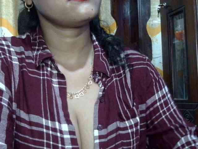 Nusrat-Mimi webcam